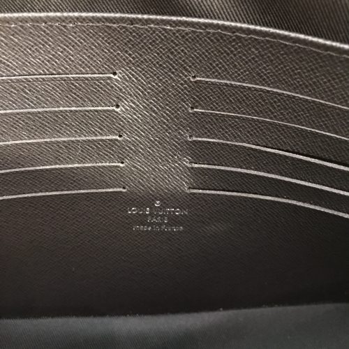 Louis Vuitton Pochette modello Kasai