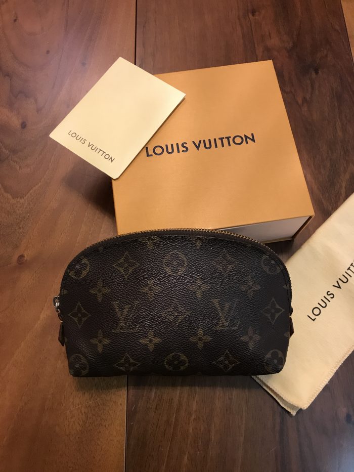Louis Vuitton beauty trousse Monogram